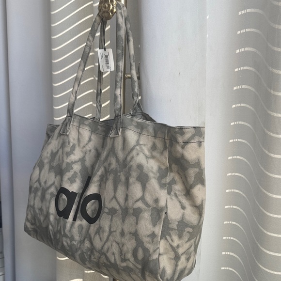 ALO Gray Patterned Tote Bag with Black Logo (New) - Picture 6 of 6